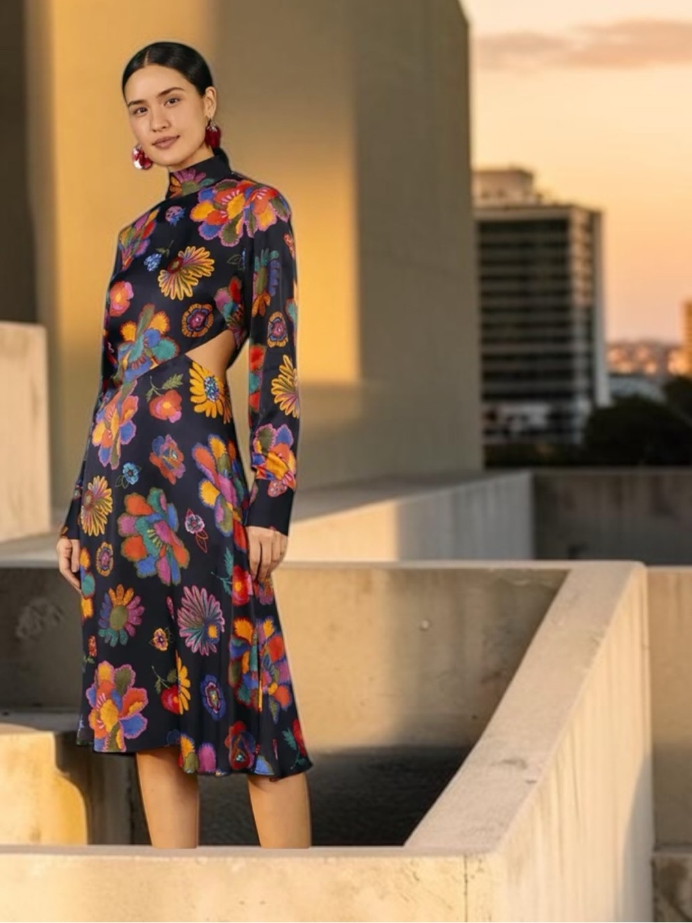 Farm Rio Lily's Garden Long Sleeve Cutout Midi Dress Vibrant Floral Detail Sz L
